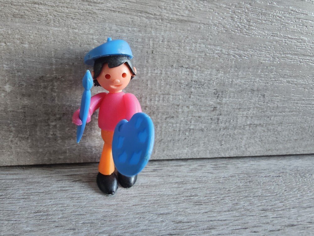 Vintage 1970s Miniature Doll Artist Painter Kinder Surprise Toys #21